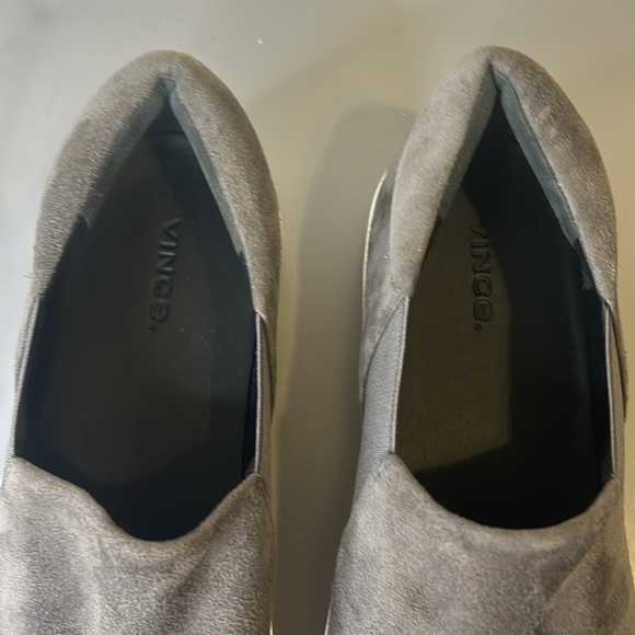 🩶”Vince” Dark Gray Warren Suede Platform Slip On Skate Sneakers Size 10 🩶 - Picture 7 of 10